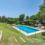 Cozy 2 Bedroom Corner Apartment In Puerto Banus With A Stunning Terrace