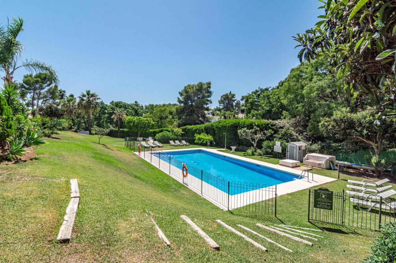Cozy 2 Bedroom Corner In Puerto Banus With A Stunning Terrace * Marbella