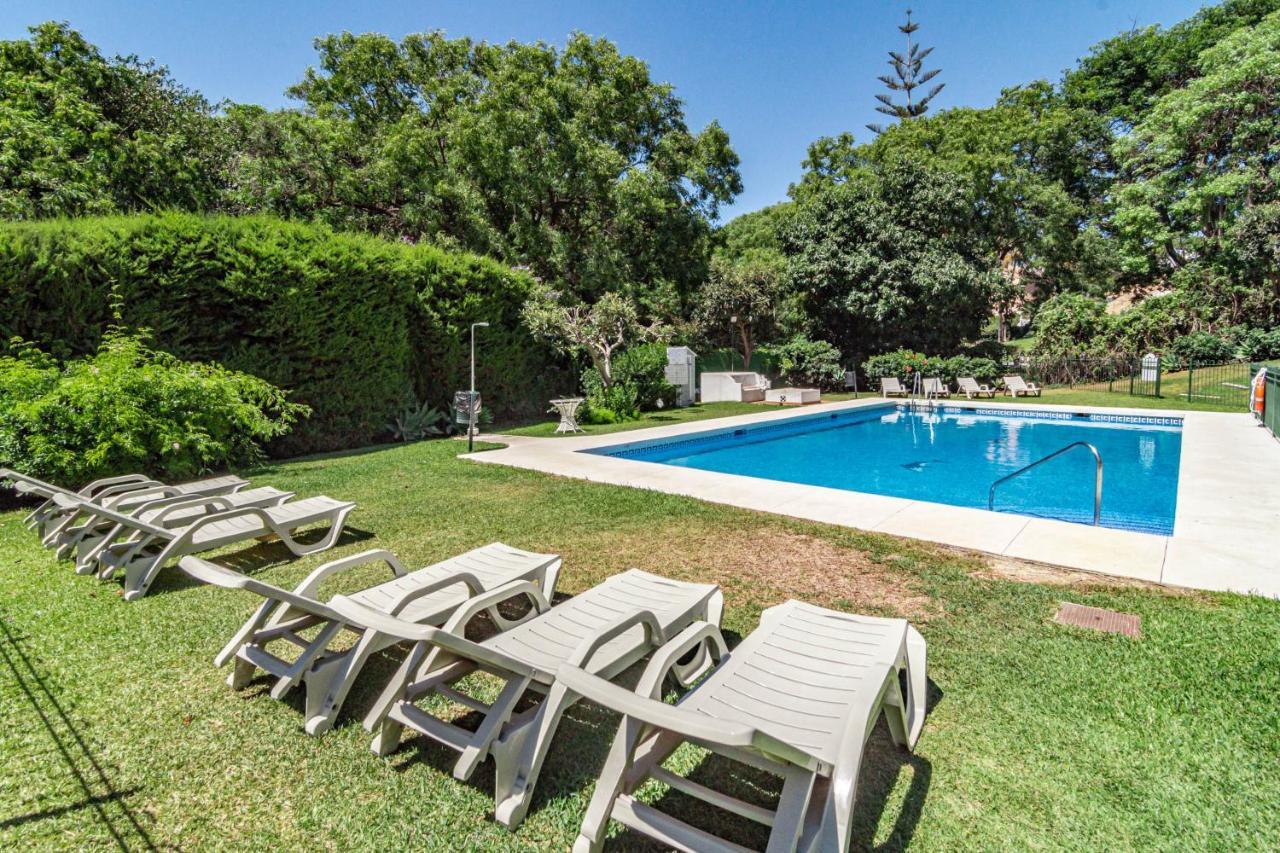 Cozy 2 Bedroom Corner In Puerto Banus With A Stunning Terrace