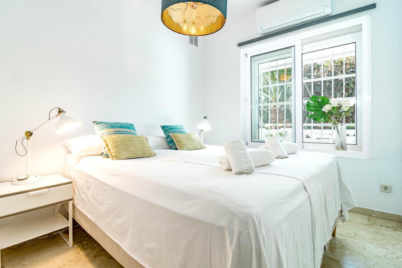 Cozy 2 Bedroom Corner In Puerto Banus With A Stunning Terrace
